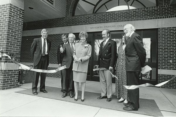Ribbon cutting at the Davidson Honors College at UM