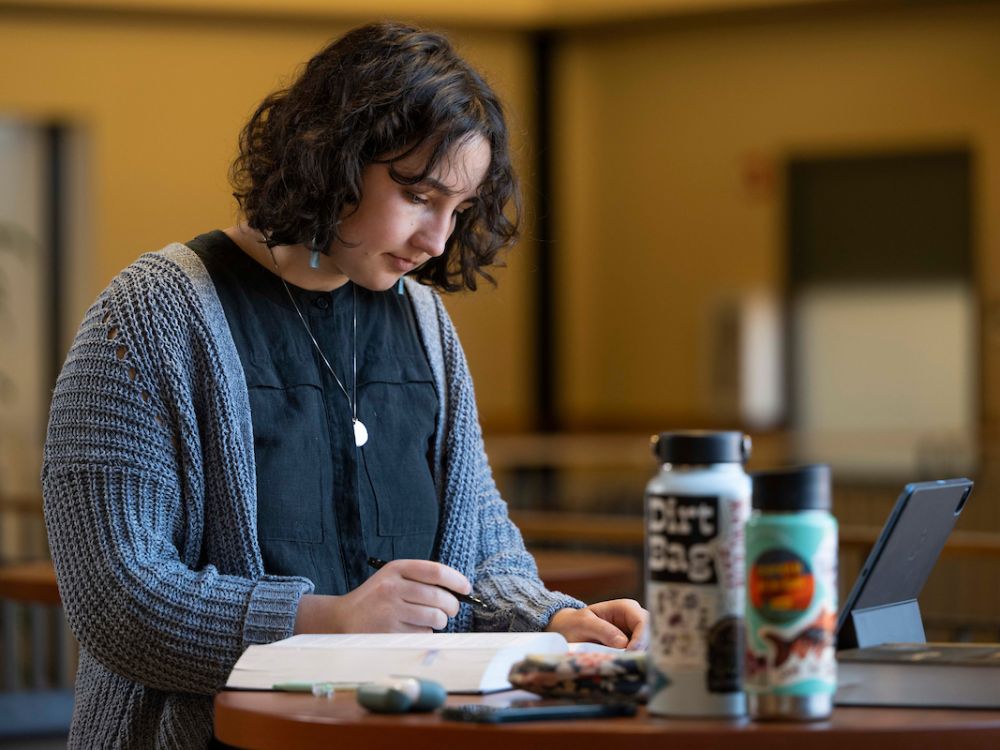 Photo of Meridian Wappett studying