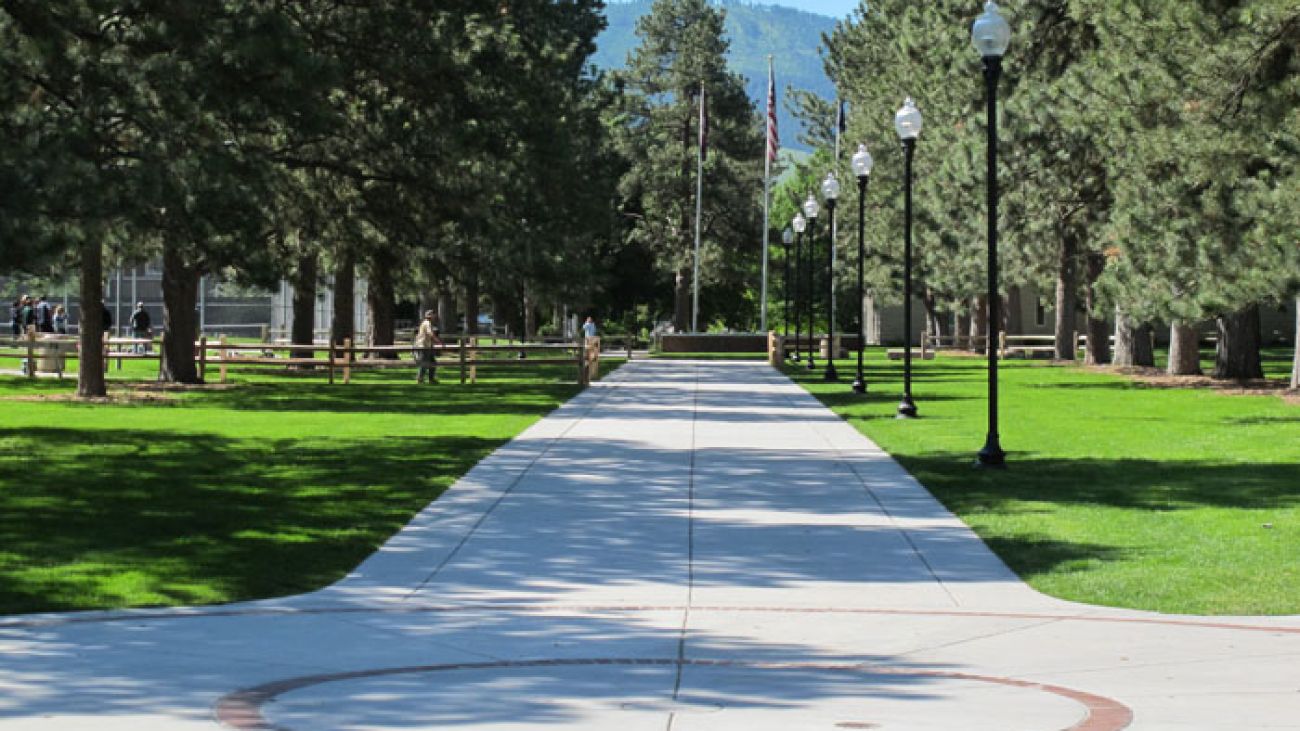 Memorial Row looking south.