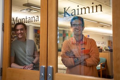 Photo of Austin Amestoy and Antonio Ibarra in Kaimin newsroom