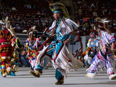 Kyiyo dancer