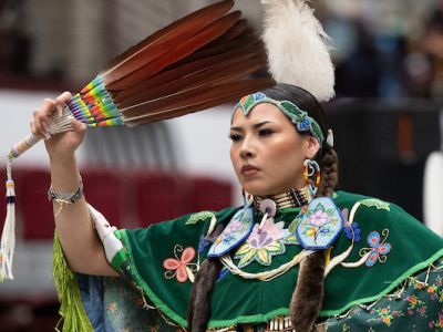 Kyiyo dancer