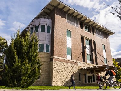 Don Anderson Hall School of Journalism
