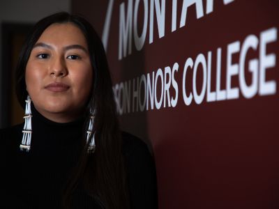Student in Davidson Honors College