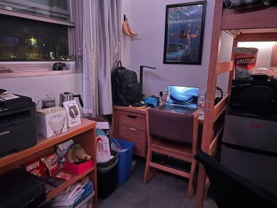 Duniway single room