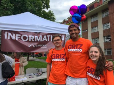 UM students welcoming new residents to the halls.