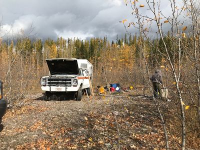 Image of truck and equipment sampling an aquifer.