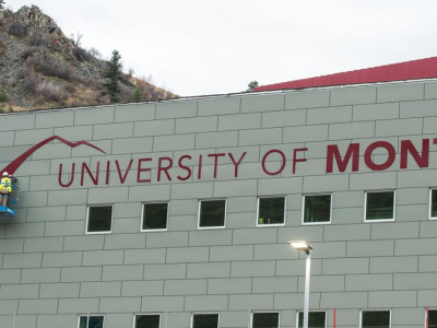 The University of Montana sign goes up. October 2016