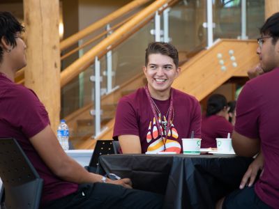 Students in the rotunda during native Griz preview days