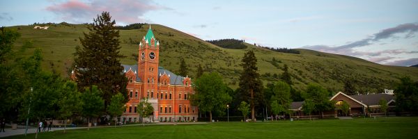 University Hall and the M trail from the oval on a bright morning