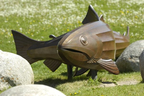 Metal fish statue at Caras Park