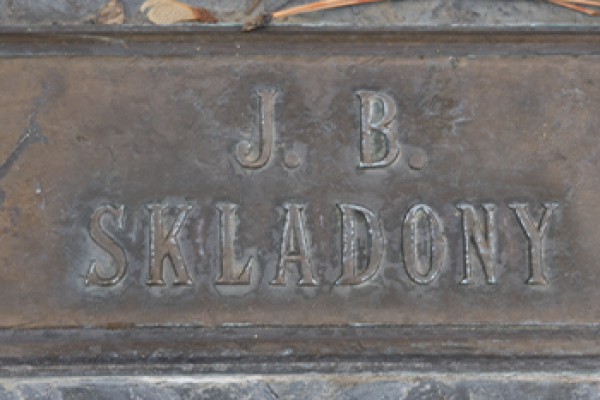 Name marker for John Skladony