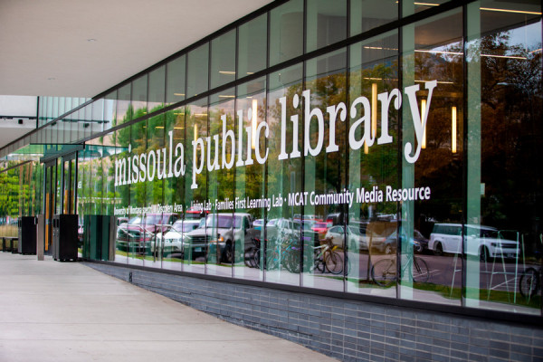 Picture of the front of the Missoula public library 