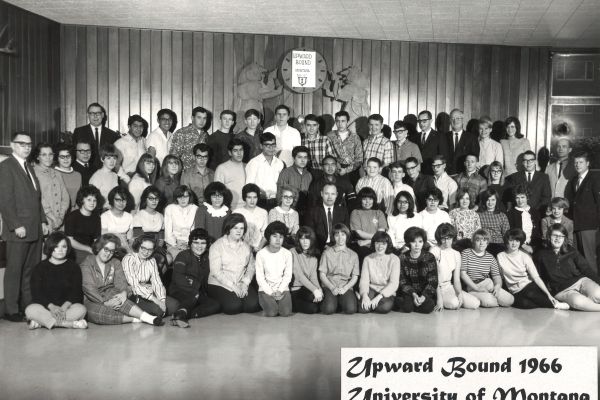 Picture of the 1966 Summer Academy participants.