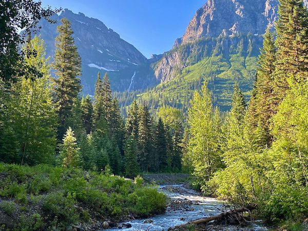 river in mountains