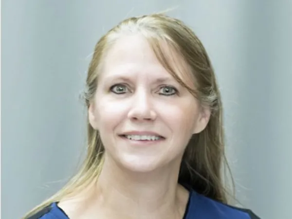 Brenda Avery Headshot