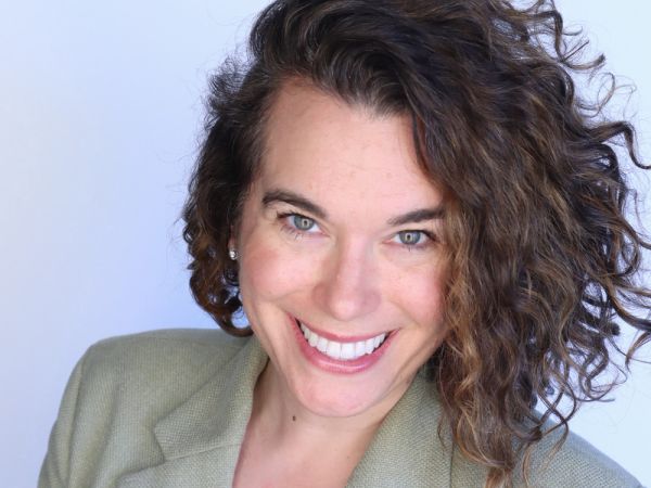 DHC Associate Dean and Director of Career Development, Katie Cordingley