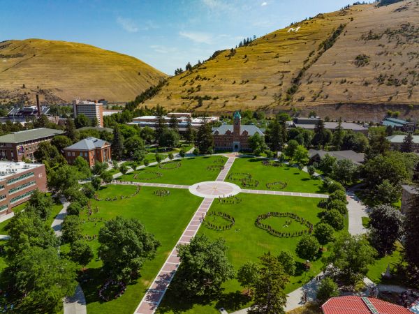 UM's Oval during fall orientation