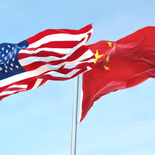 A screenshot of the China and American flag