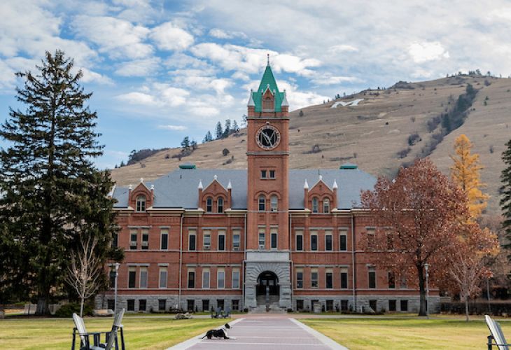 front of university hall seen from the UM oval