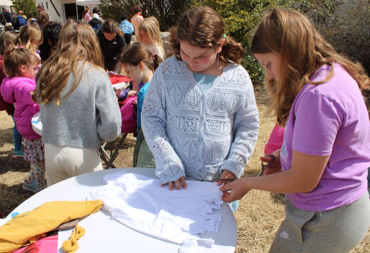 kids in workshop