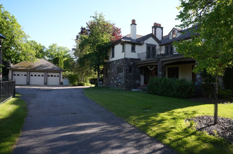 1325 Gerald Ave External Photo - 2