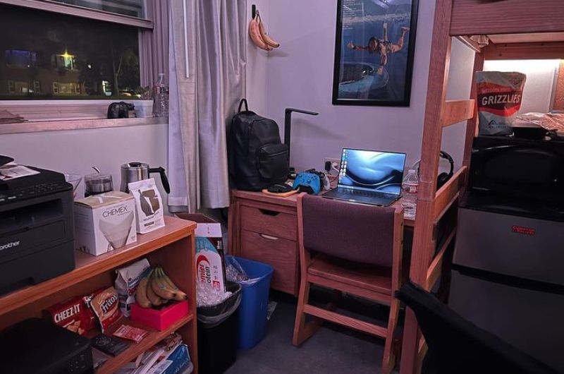 Duniway single room
