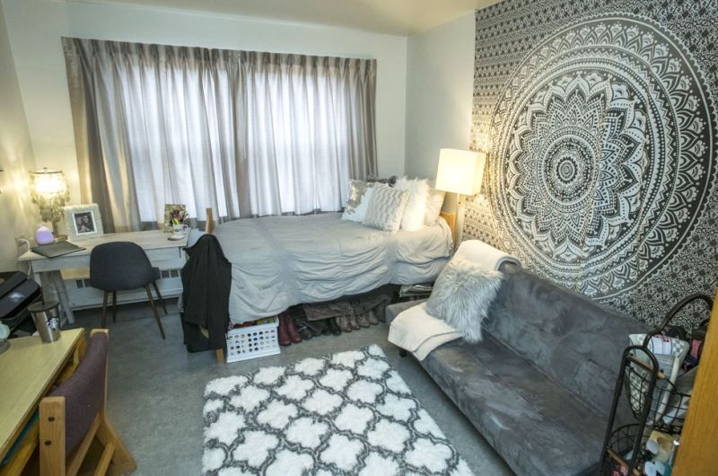 Duniway single room