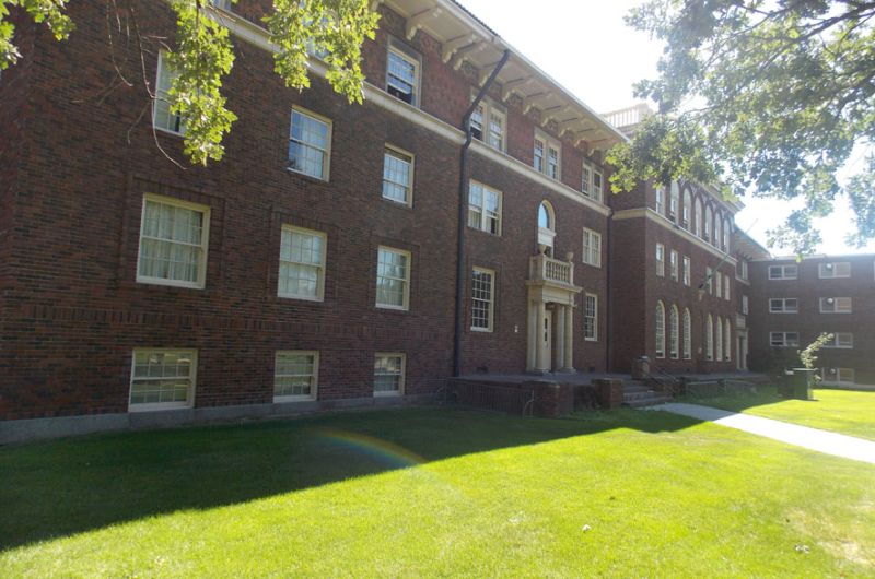 Elrod Hall exterior