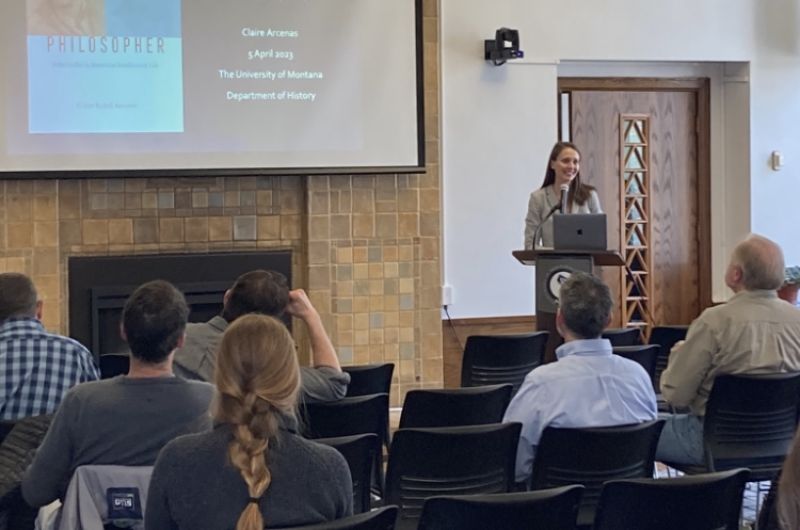 Lecture by Claire Arcenas