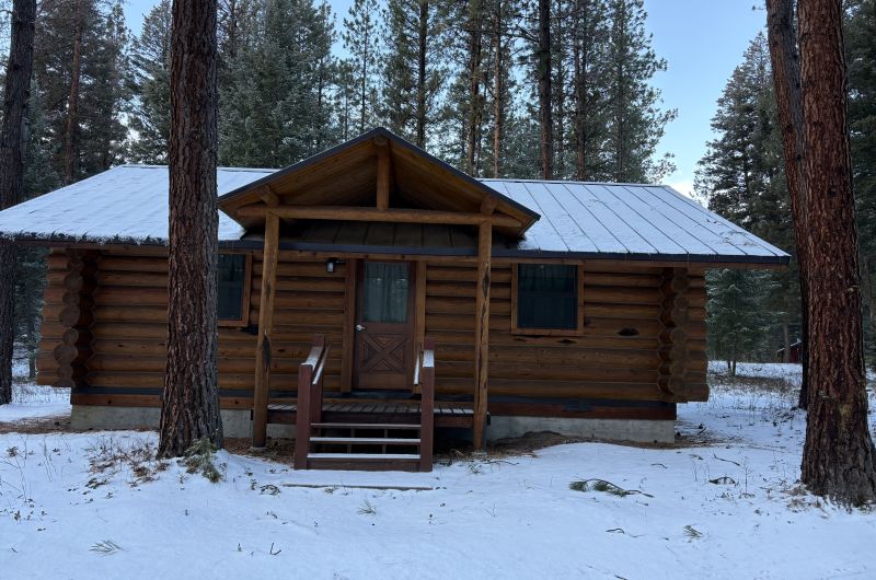 log cabin exterior