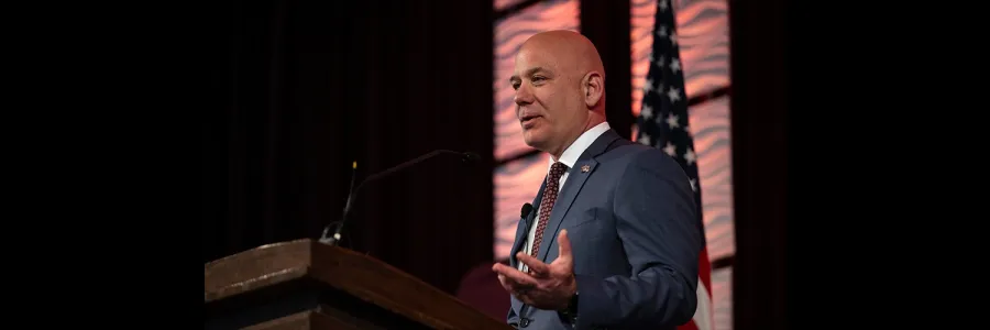 Dr. Jeremiah Shinn speaks at UM forum 