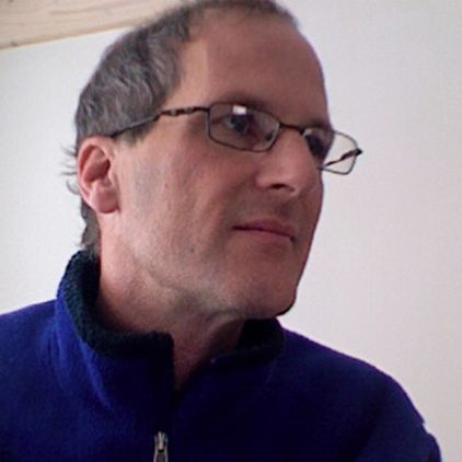 Headshot of Kevin Bell