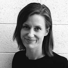 Headshot of Elizabeth Dove