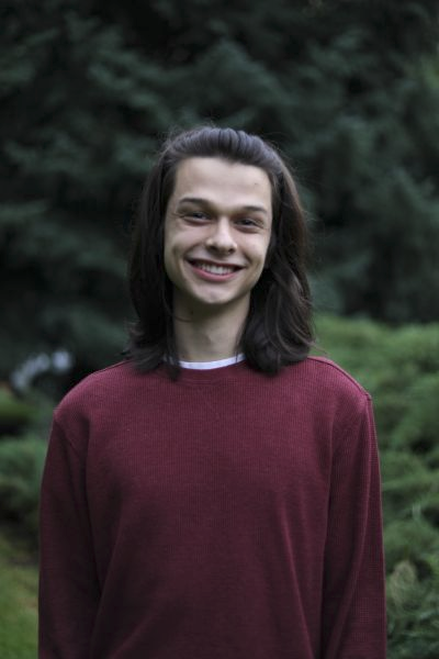 Headshot Ethan Sten