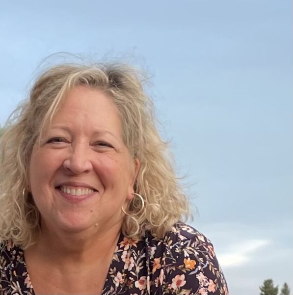nancy clouse headshot