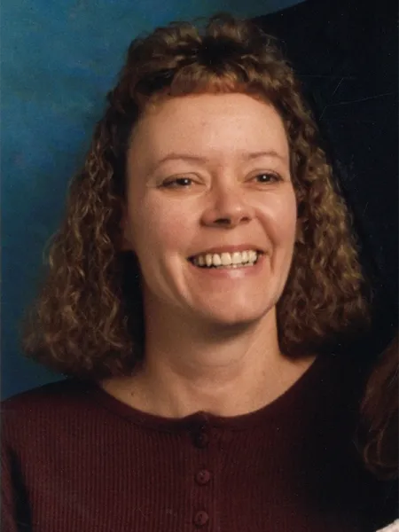 Terri Coslet Headshot