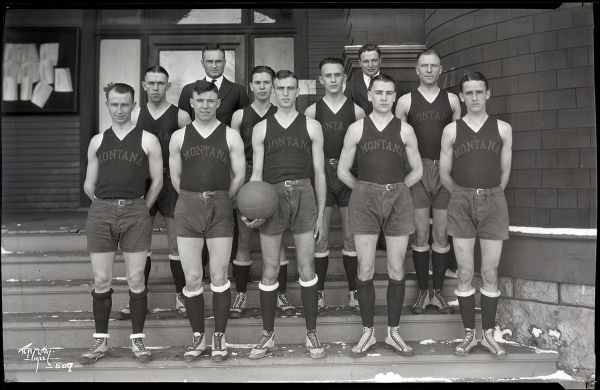 UM basketball team