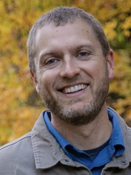 Andrew Weed Headshot