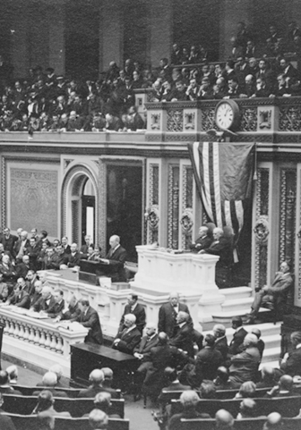 Photo of Congress as Wilson calls for war.