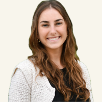 Headshot of faculty Dr. Jessica Knisely
