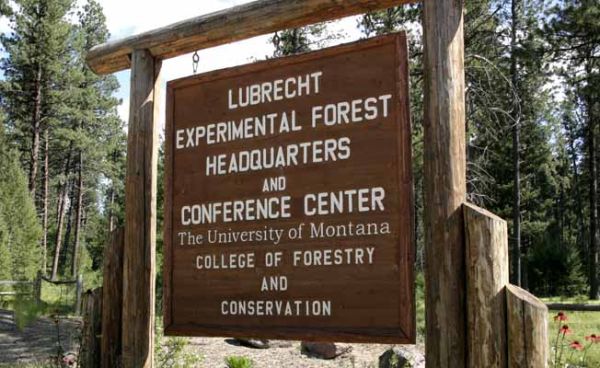 sign at the entry of lubrecht experimental forest