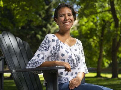 A picture of Carissa Russell on campus.