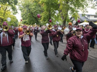 UM Alumni Band marches in Homecoming Parade