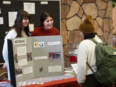 UM students Sophia Boughey and Taylor Sadewic give a presentation about neurodiversity inclusion on the ؿ campus. 