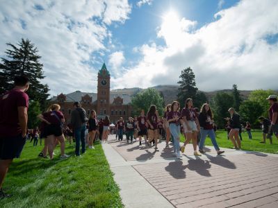 Students on Oval during Orientation.