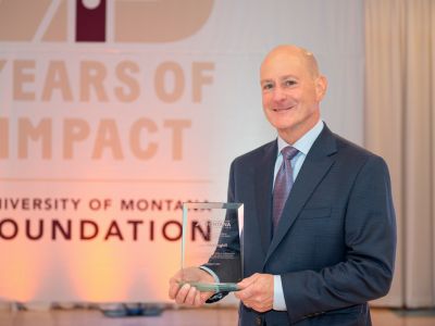 UM alum Joe Whittinghill receives the 2025 Bucklew Service Award