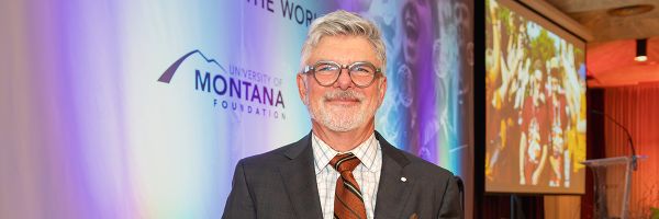Author, UM Alumnus Tim O’Leary Honored With Bucklew Service Award