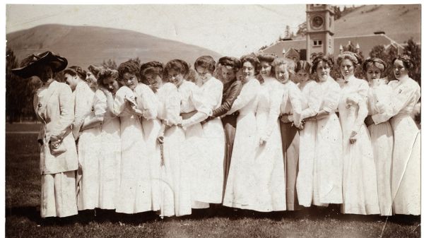 Women students at UM